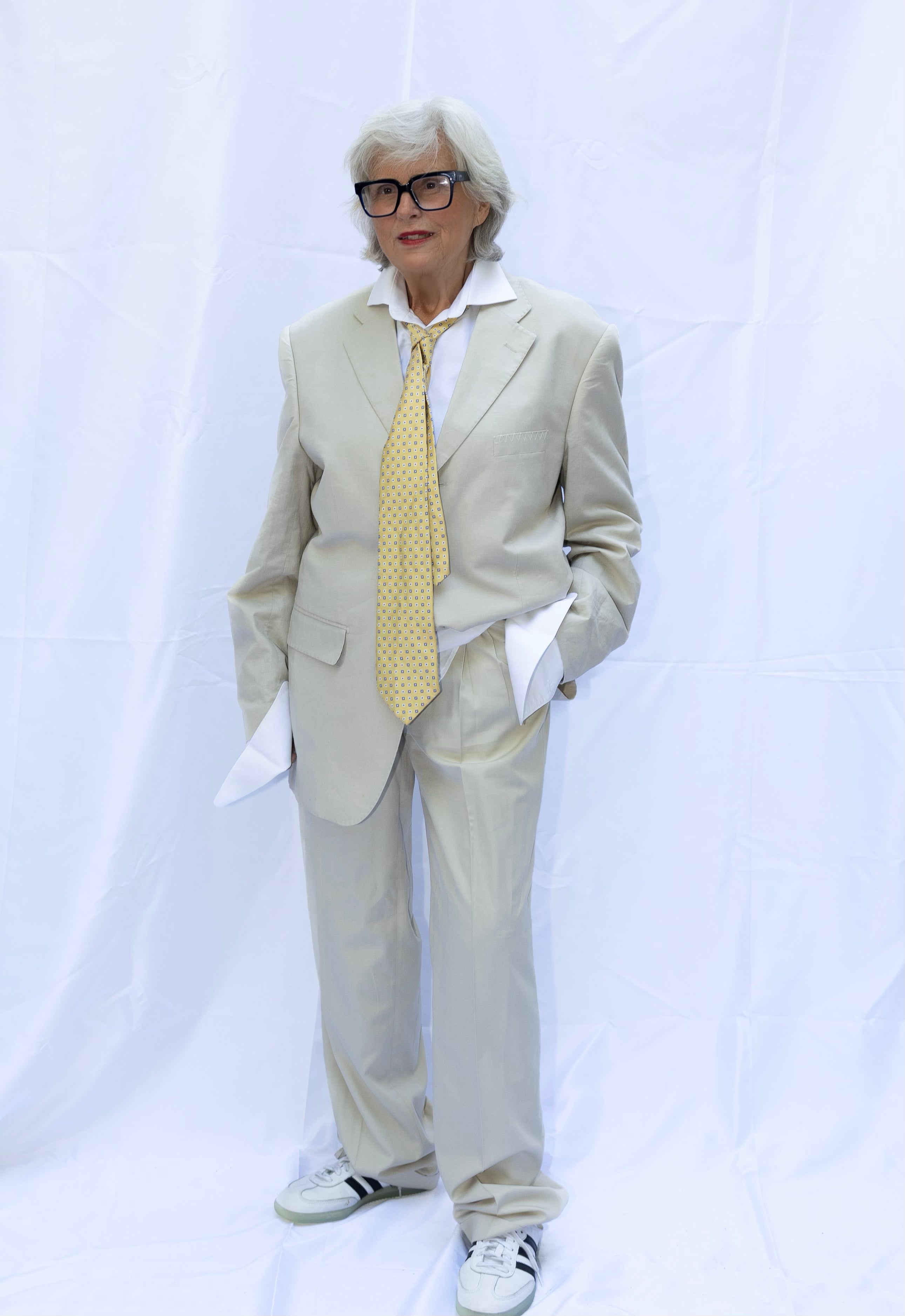Sand coloured vintage blazer.