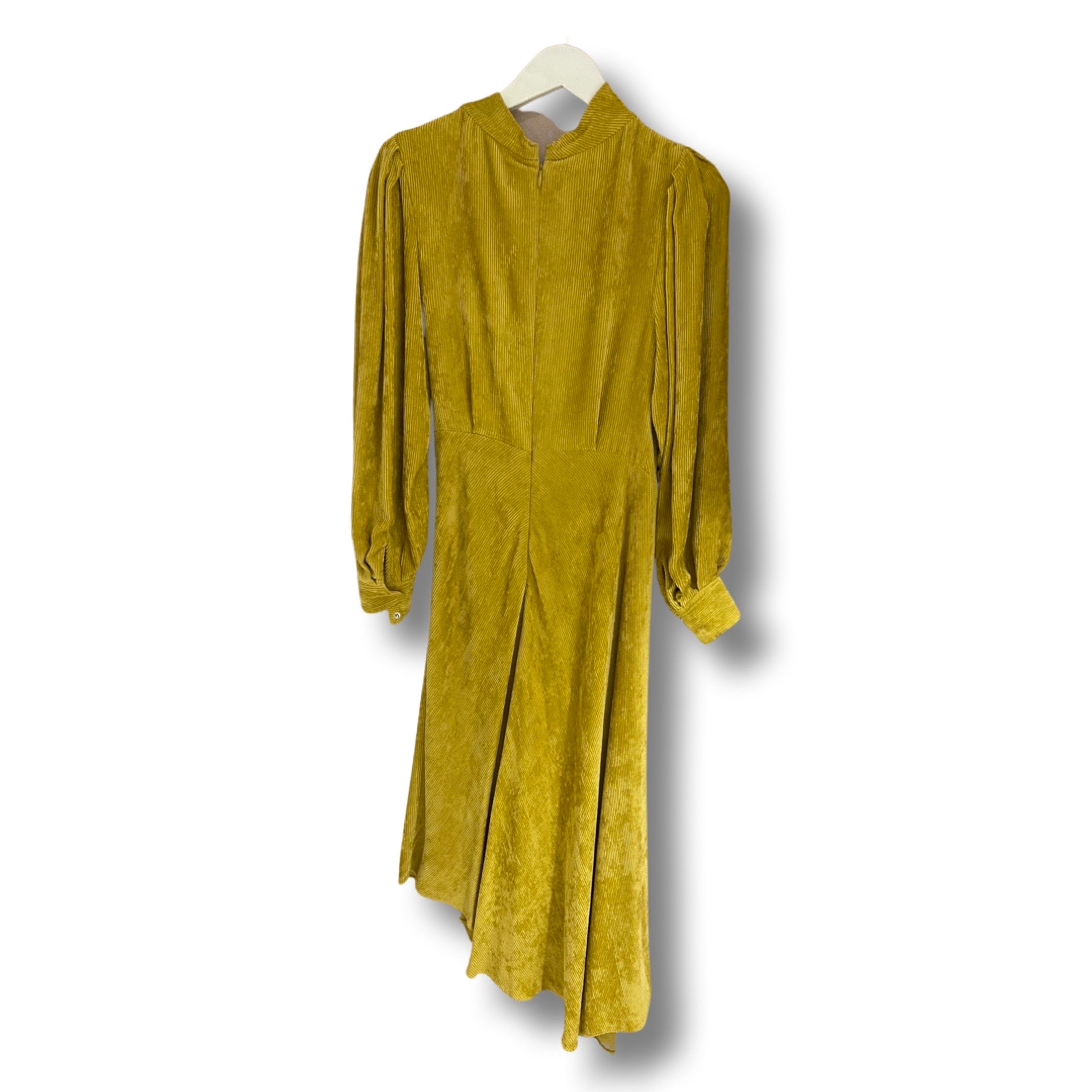Ocher velvet dress by Isabel Marant.